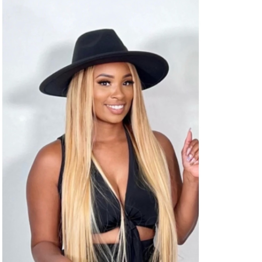 58 cm wide brim fedora with band